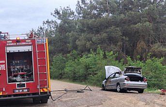 Tokat'ta çıkan yangında otomobil kullanılamaz hale geldi