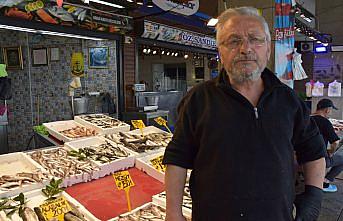 Trabzon'da balık çeşitleri tezgahları süslüyor