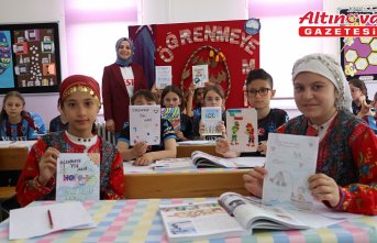 Trabzonlu öğretmen ve öğrencilerinden eğitime “mani“li dokunuş