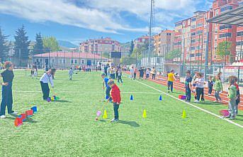 Türkeli'de Çocuk Oyun Şenliği düzenlendi