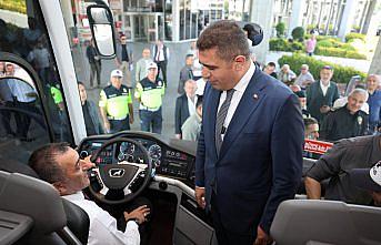 Vali Aslan, otobüslerde yolculara emniyet kemeri takmanın önemini hatırlattı