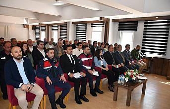 Yağlıdere'de muhtarlara eğitim verildi