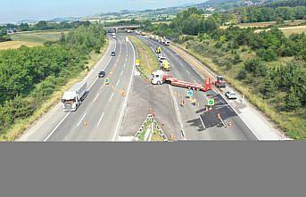 Anadolu Otoyolu'nun Bolu kesiminde üstyapı onarım çalışması başladı