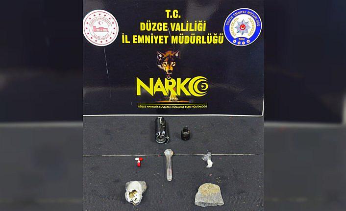 Düzce'de düzenlenen uyuşturucu operasyonlarında 2 şüpheli tutuklandı