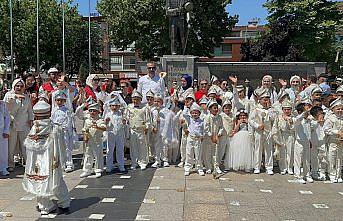 Düzce'de sünnet ettirilen 50 çocuk için şölen düzenlendi