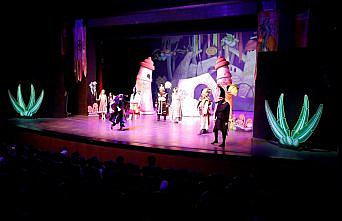 “Masal Şatosu“ Samsun Kültür Yolu Festivali'nde seyirciyle buluştu