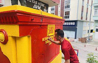 “Şampiyon Çeşme“ bu yıl yine Galatasaray'ın renklerine boyandı