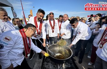 Samsun'da doğadaki otlardan yapılan gıdalar beğeniye sunuluyor