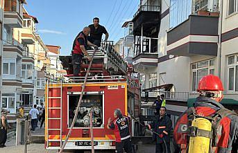 Sinop'ta apartman dairesinde çıkan yangın söndürüldü