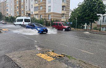 Trabzon'da sağanak etkili oldu
