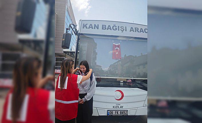 Yeniçağa'da çocuklar ailelerini kan bağışına yönlendirdi