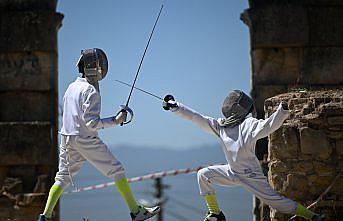 Yetenek taramasıyla keşfedilen eskrim sporcuları, geleceğe hazırlanıyor