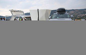 Amasya'da iki otomobil çarpıştı, 3 kişi yaralandı