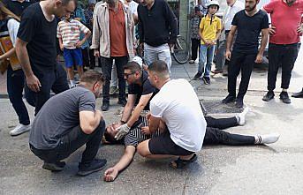 Çarşamba'da hafif ticari araçla çarpışan motosikletin sürücüsü yaralandı