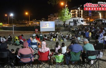 Espiye'de açık hava sinema etkinliği düzenlendi