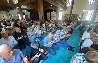 Espiye'de vatandaşlara aşure ikram edildi