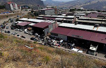 Giresun'da devrilen otomobilin sürücüsü yaralandı