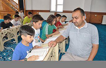 Gümüşhacıköy'de yaz Kur'an kursları başladı