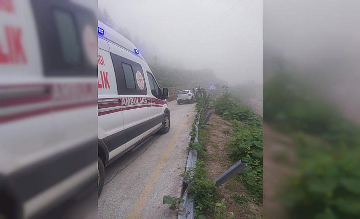 Rize'nin Çamlıhemşin ilçesinde kar kütlesinin altında kalan kadın öldü