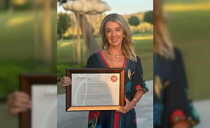 “Yarımada Yolculuğunda Eskimeyen Lezzetler“ kitabı Portekiz'den ödülle döndü