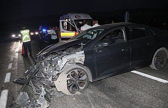 Amasya’da 2 otomobilin çarpışması sonucu 5 kişi yaralandı