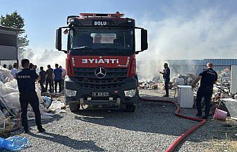 Bolu'da hurdalıkta çıkan yangın söndürüldü