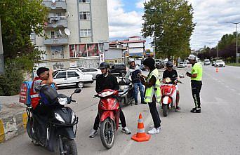 Boyabat'ta güvenli motosiklet kullanımı etkinliği yapıldı