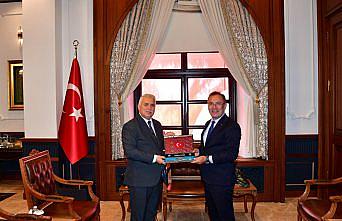 Danıştay Başsavcısı Erkan, Trabzon Valisi Yıldırım'ı ziyaret etti