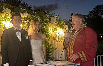 Gerze Belediye Başkanı Belovacıklı, Polonyalı ve Gerzeli çiftin nikahını kıydı