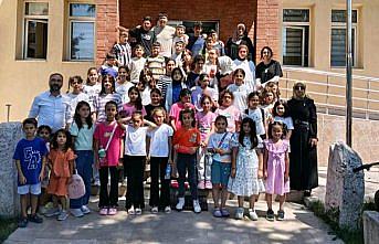 Gümüşhacıköy'de Yaz Kur’an Kursu öğrencilerinden kütüphane ziyareti