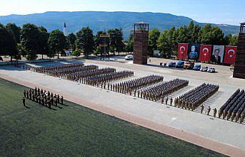 Karabük'te eğitimlerini tamamlayan 1619 uzman erbaş mezun oldu