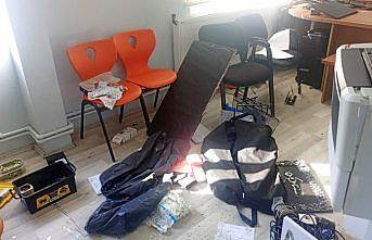 Samsun'da bir okula giren kişi ya da kişiler eşyalara zarar verdi