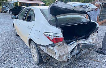 Sinop'ta 2 otomobilin çarpıştığı kazada 2 kişi yaralandı