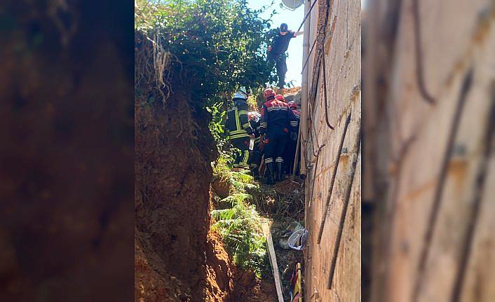 Trabzon'da toprak altında kalan işçi yaralandı