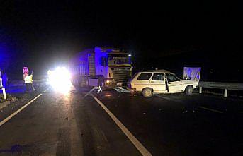 Amasya'da tır ile çarpışan otomobilin sürücüsü öldü