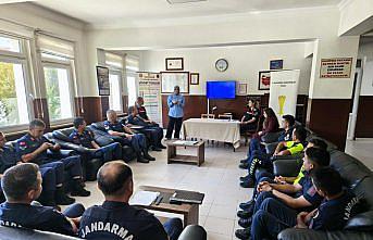 Artova'da jandarma personeline “bağımlılık“ eğitimi verildi