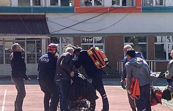 Artvin'de ulaşım sağlanamayan köydeki hasta helikopterle Rize'ye gönderildi