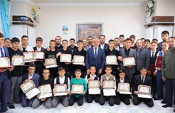 Bayburt'ta hafızlar belgelerini aldı