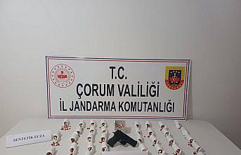 Çorum'da uyuşturucu ticareti yaptıkları iddiasıyla 3 kişi tutuklandı