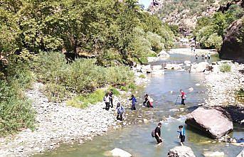 Doğaseverler Zore Kanyonu'nda yürüyüş gerçekleştirdi