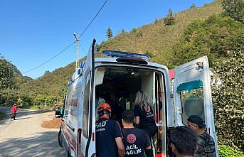 Giresun'da yamaç arazide fenalaşan kadın AFAD ekiplerince kurtarıldı