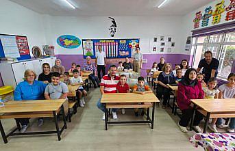 Gümüşhacıköy İlçe Milli Eğitim Müdürü Gültekin'den okul ziyareti