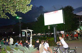 Havza'da Gürcistan-Türkiye maçı dev ekrandan izlendi