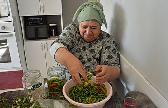 Havza'da kadınlar kışlıklarını hazırlıyor