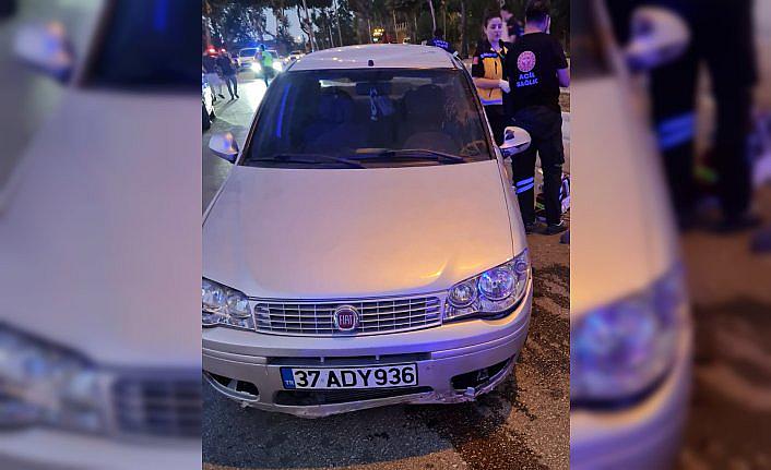 Kastamonu'da refüje çarpan otomobilin sürücüsü öldü