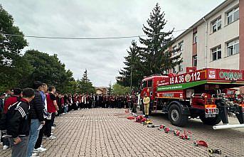 Ladik'te öğrencilere orman yangınlarıyla mücadele araçları tanıtıldı
