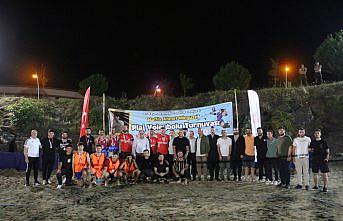 Of'ta Mattia Ahmet Minguzzi anısına plaj voleybolu turnuvası düzenlendi