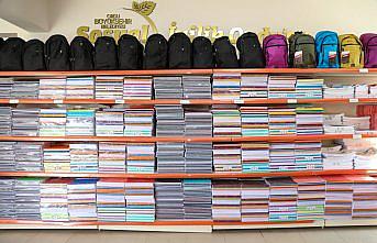 Ordu'da ihtiyaç sahibi ailelerin çocuklarına kırtasiye desteği sağlandı