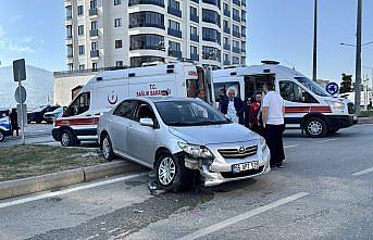 Samsun'da iki otomobilin çarpıştığı kazada 2 kişi yaralandı