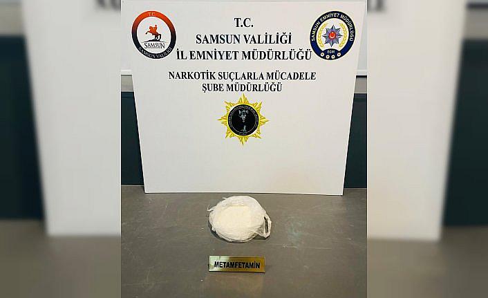 Samsun'da iplik rulolarının içine gizlenmiş sentetik uyuşturucu ele geçirildi